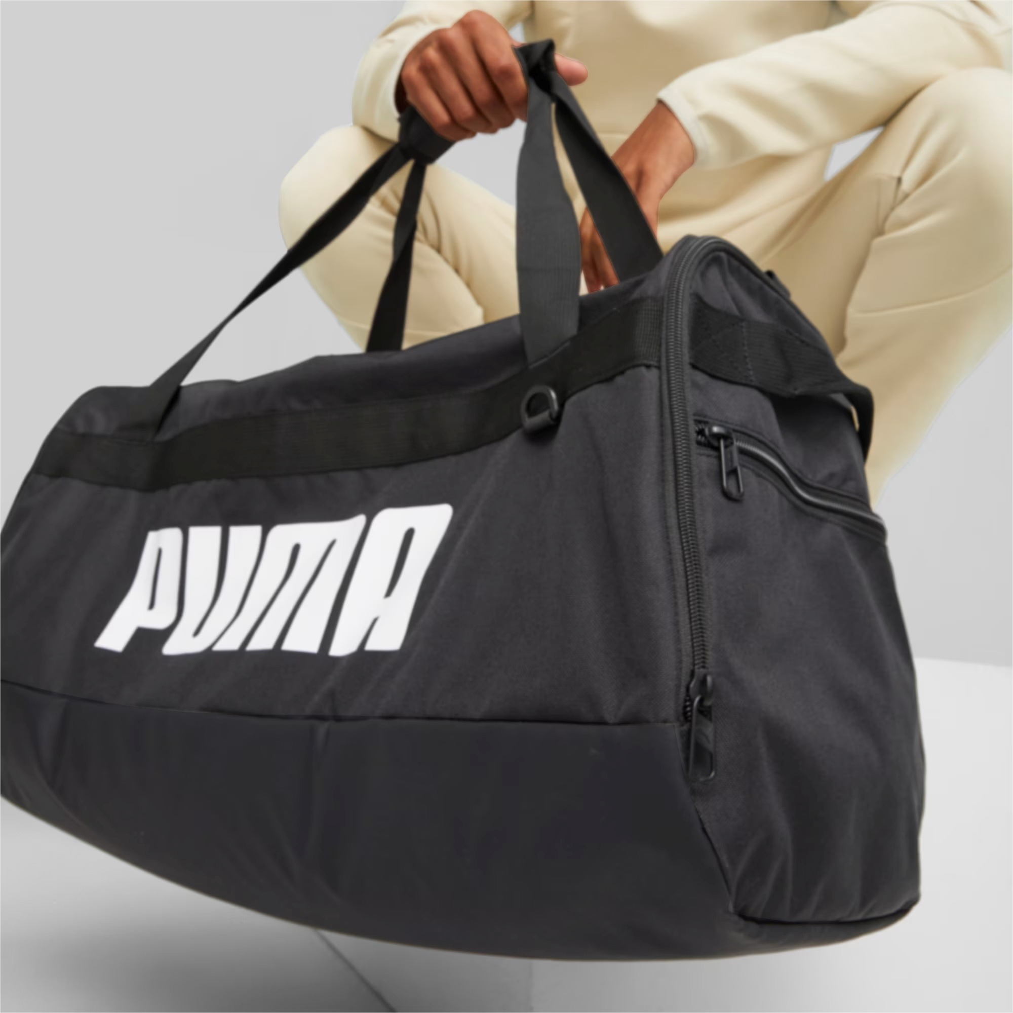 Спортивна сумка Puma Challenger Duffel Bag M 079531-01 OSFA чорнафото4