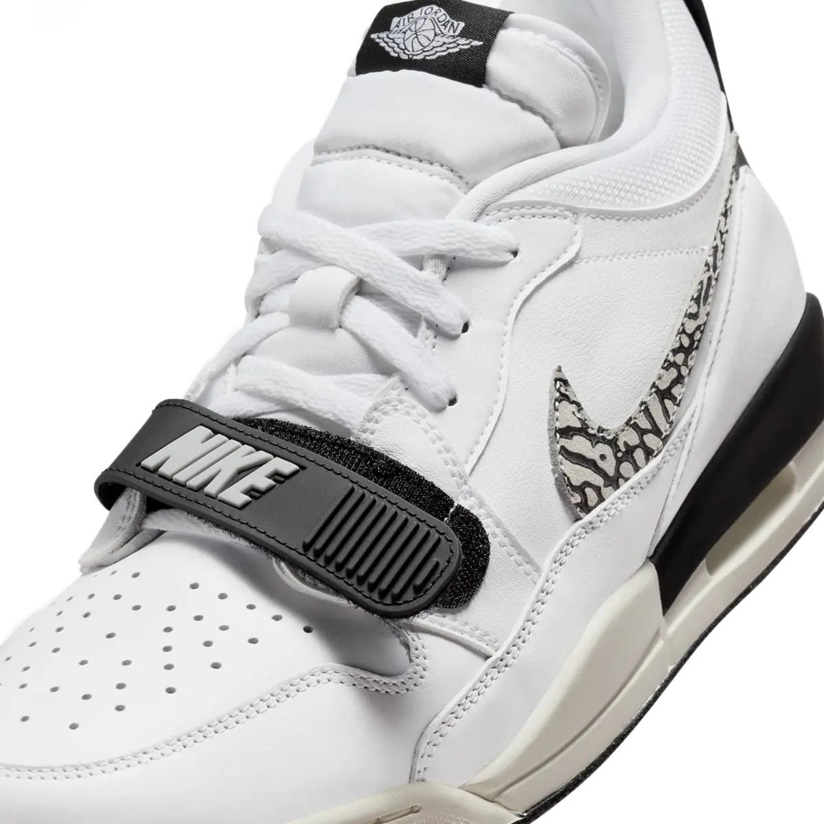 Кеды мужские Nike Air Jordan Legacy 312 Low CD7069-110 44 (10 US) белые фото 4