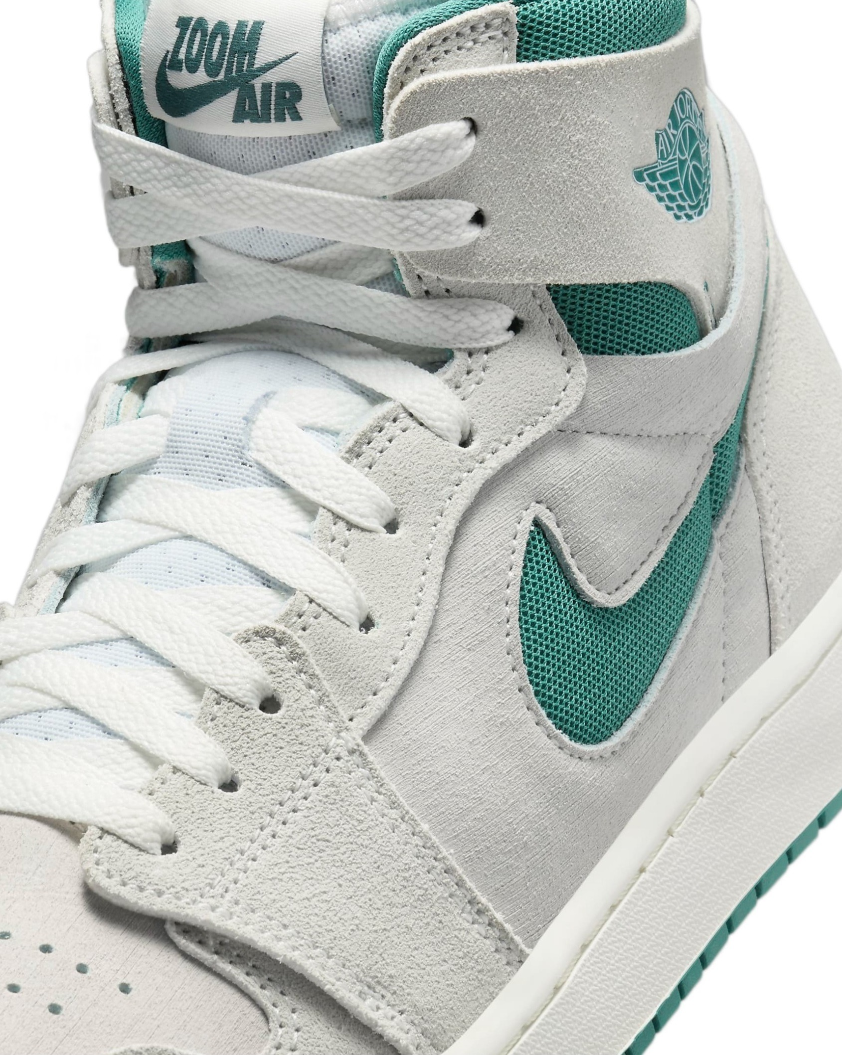 Кеди чоловічі Nike Air Jordan 1 ZM Air Cmft 2 DV1307-130 43 (9.5 US) біліфото7