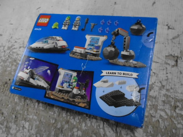 LEGO City Космический корабль и исследование астероида 60429 фото 4