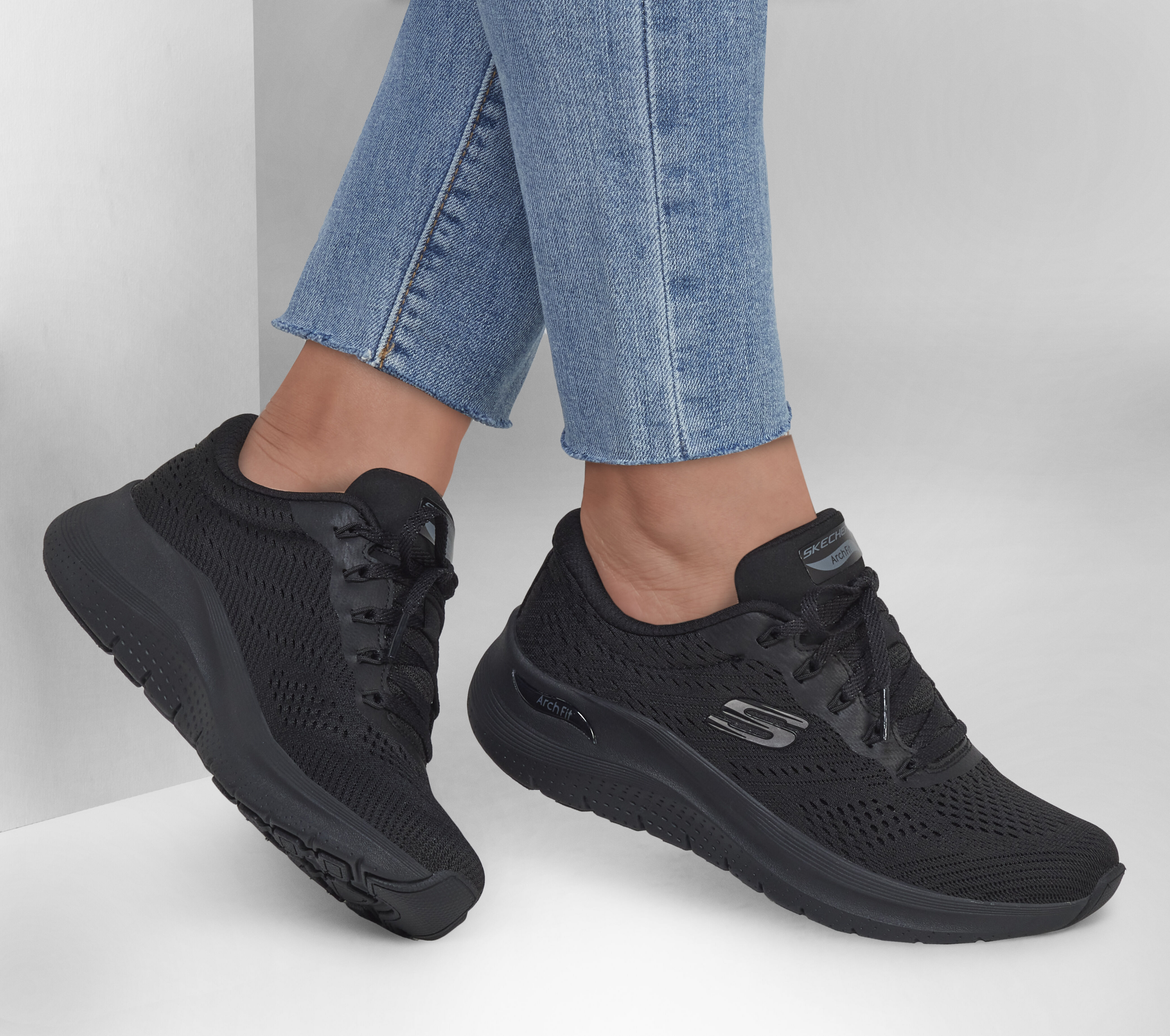 Кросівки жіночі Skechers Arch Fit 2.0 150051 BBK 41 (11 US) чорніфото6