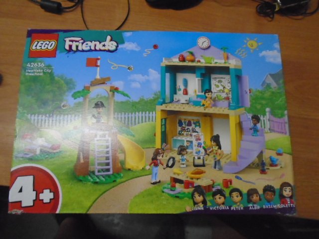 Конструктор LEGO Friends Дошкільний заклад Хартлейк-Сіті 42636фото2