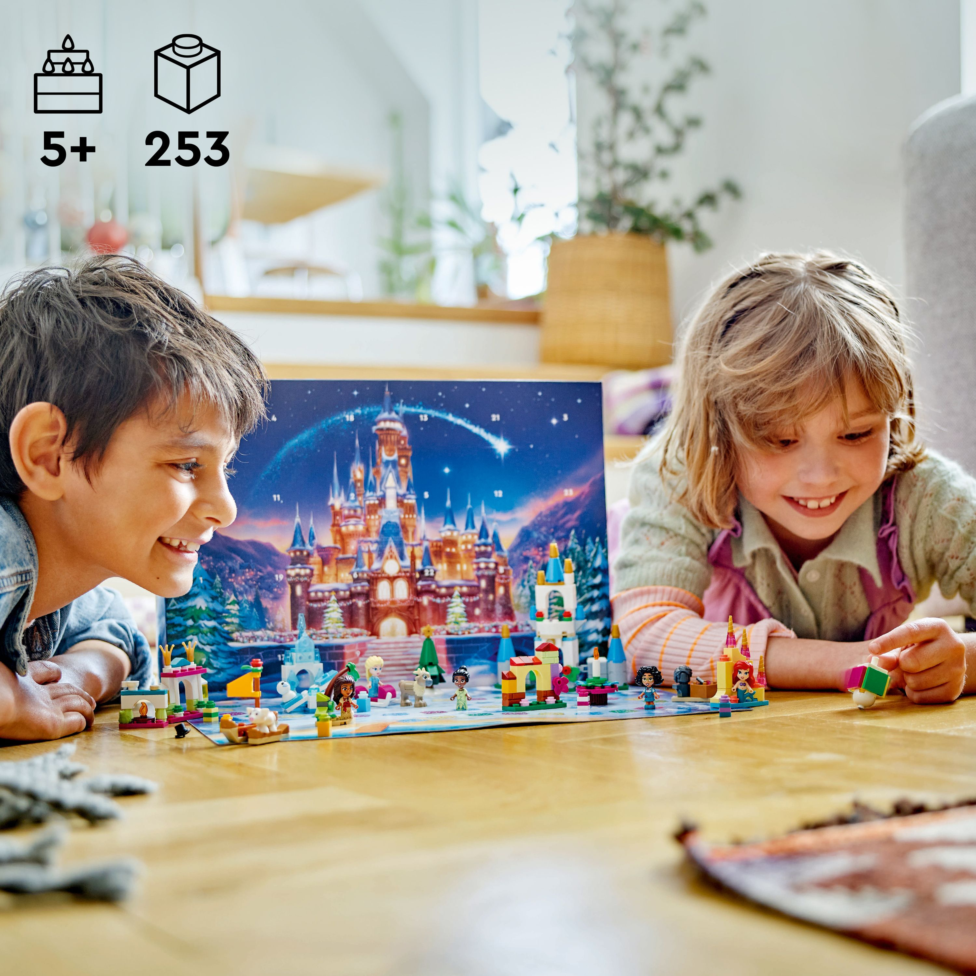 Конструктор LEGO 43253 Disney Різдвяний календар 2024фото35