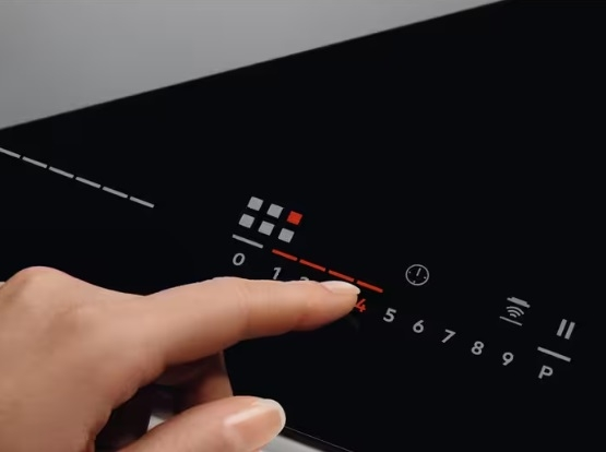 Варильна поверхня індукційна Electrolux EIV87675фото5