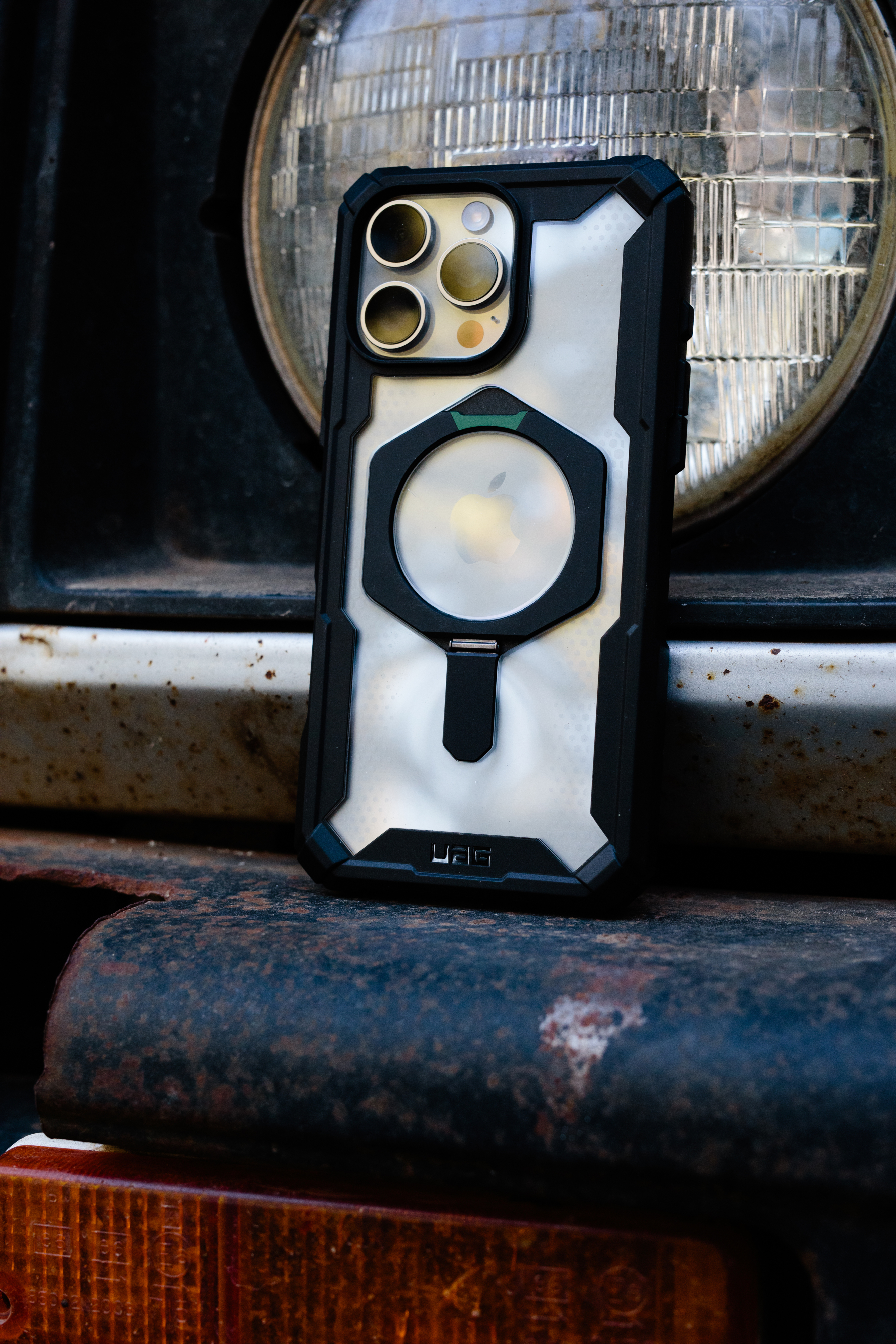 Чехол UAG для Apple iPhone 16 Pro Max Plasma XTE MagSafe, Black/Clear (11447511404G) фото 12