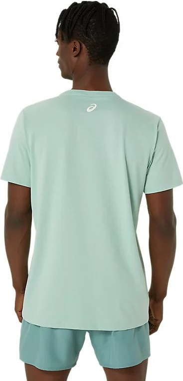 Футболка для бега Asics ( 2031E659 ) ASICS CHEST LOGO SS TEE 2024 LIGHT CELADON/BIRCH L мятный фото 2