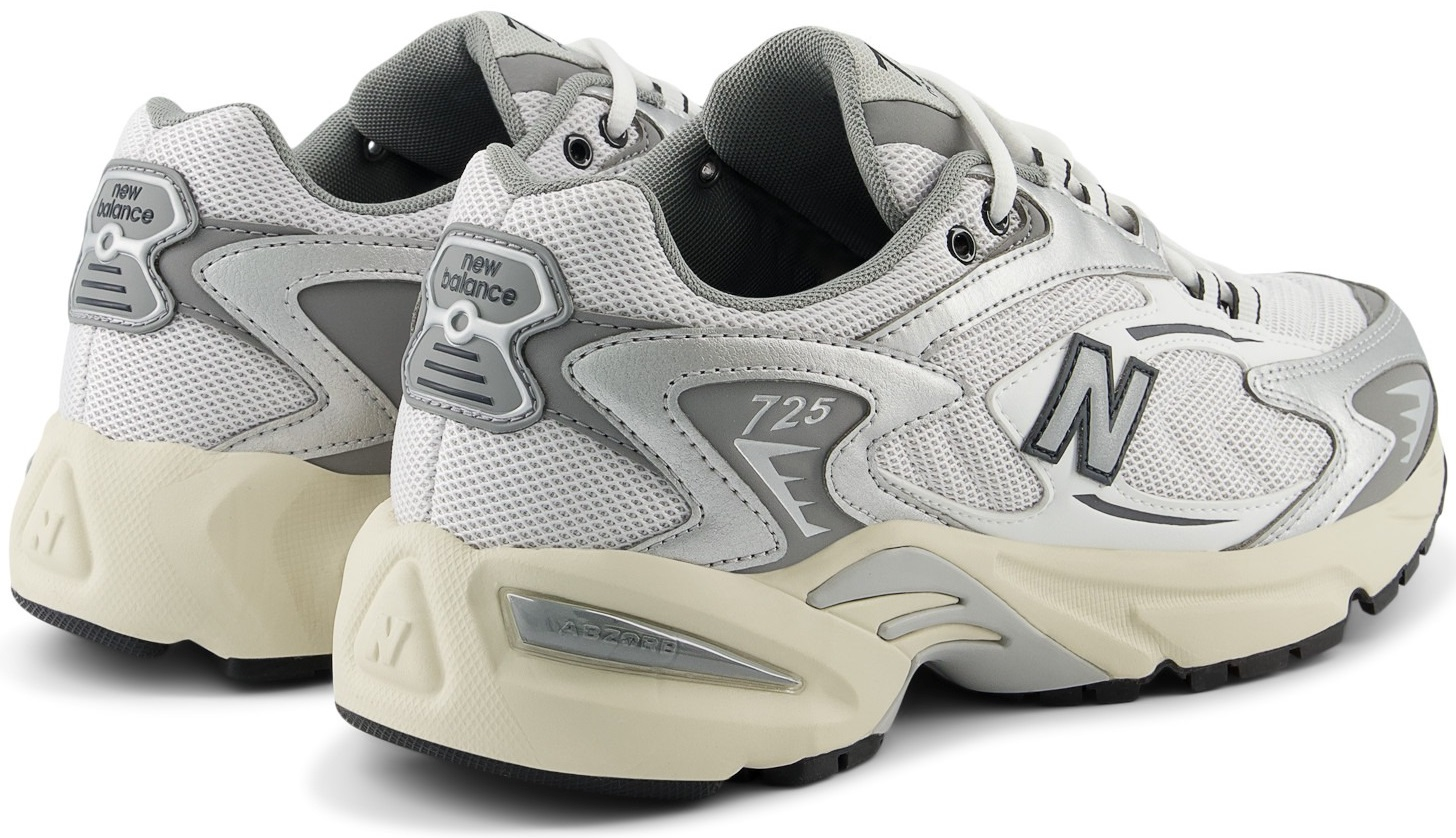 Кроссовки New Balance 725 ML725CD 38.5 (6 US) белые/серебристые фото 5