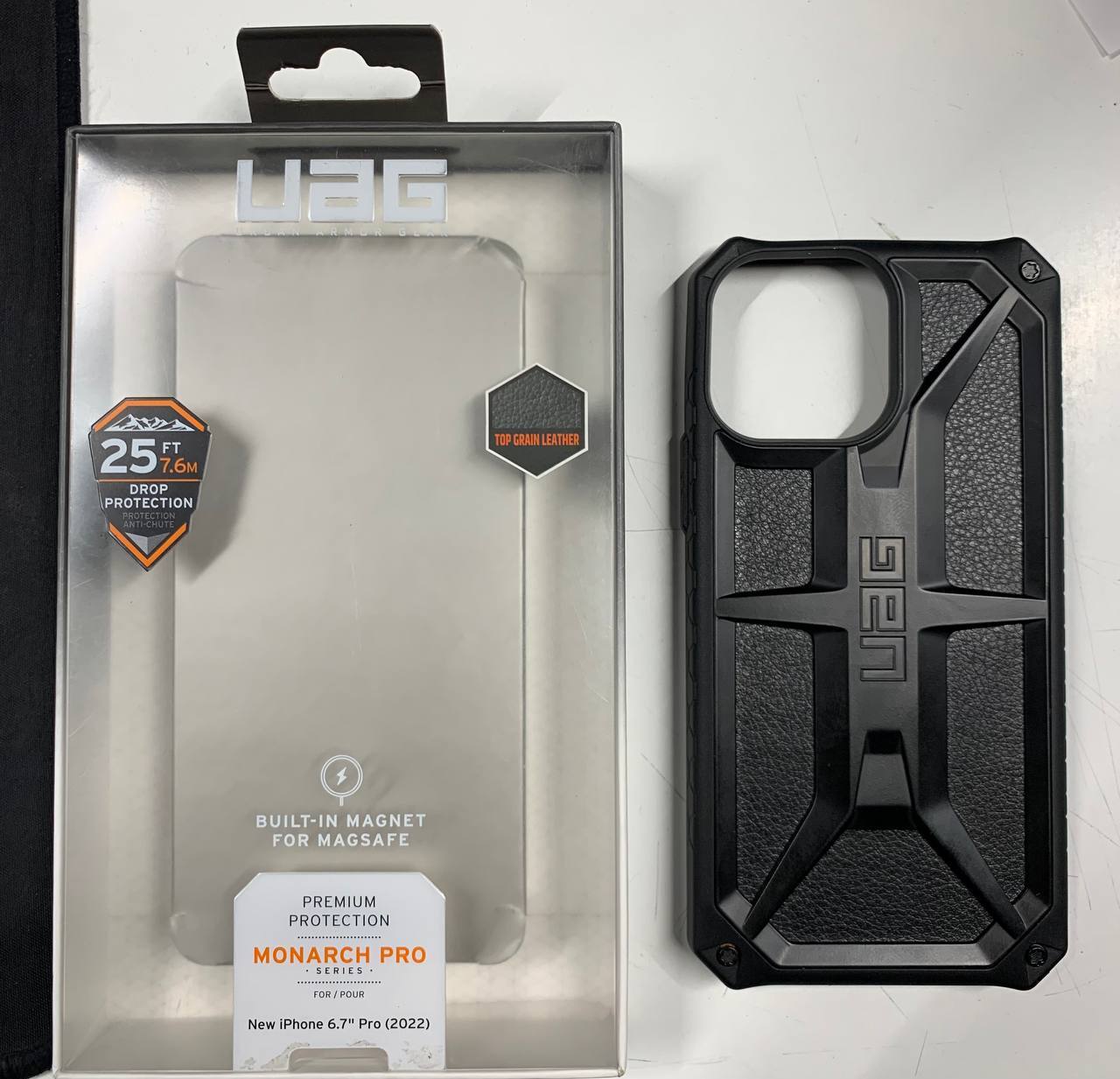 Чехол UAG для Apple iPhone 14 Pro Max Monarch Pro Magsafe Black (114031114040) фото 5