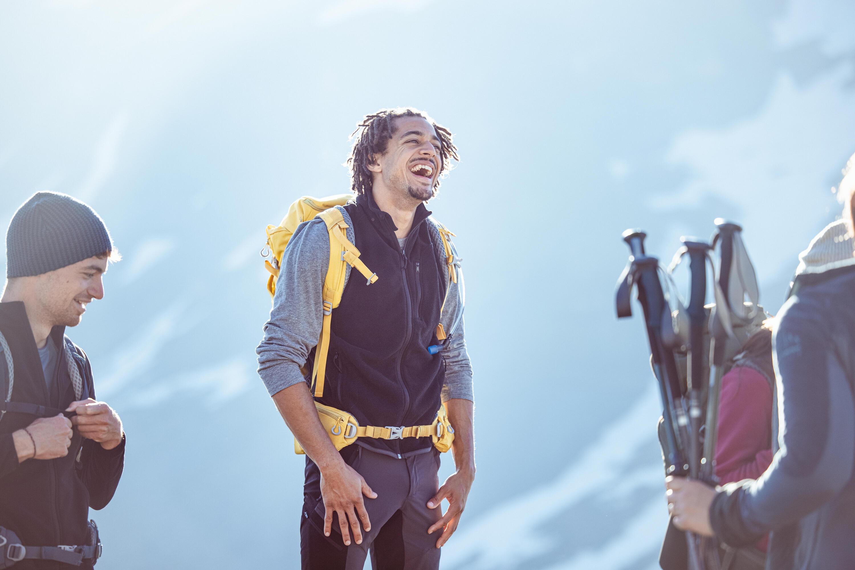 Жилет флисовый мужской для горного туризма Quechua MH120 8189216 S черный фото 9