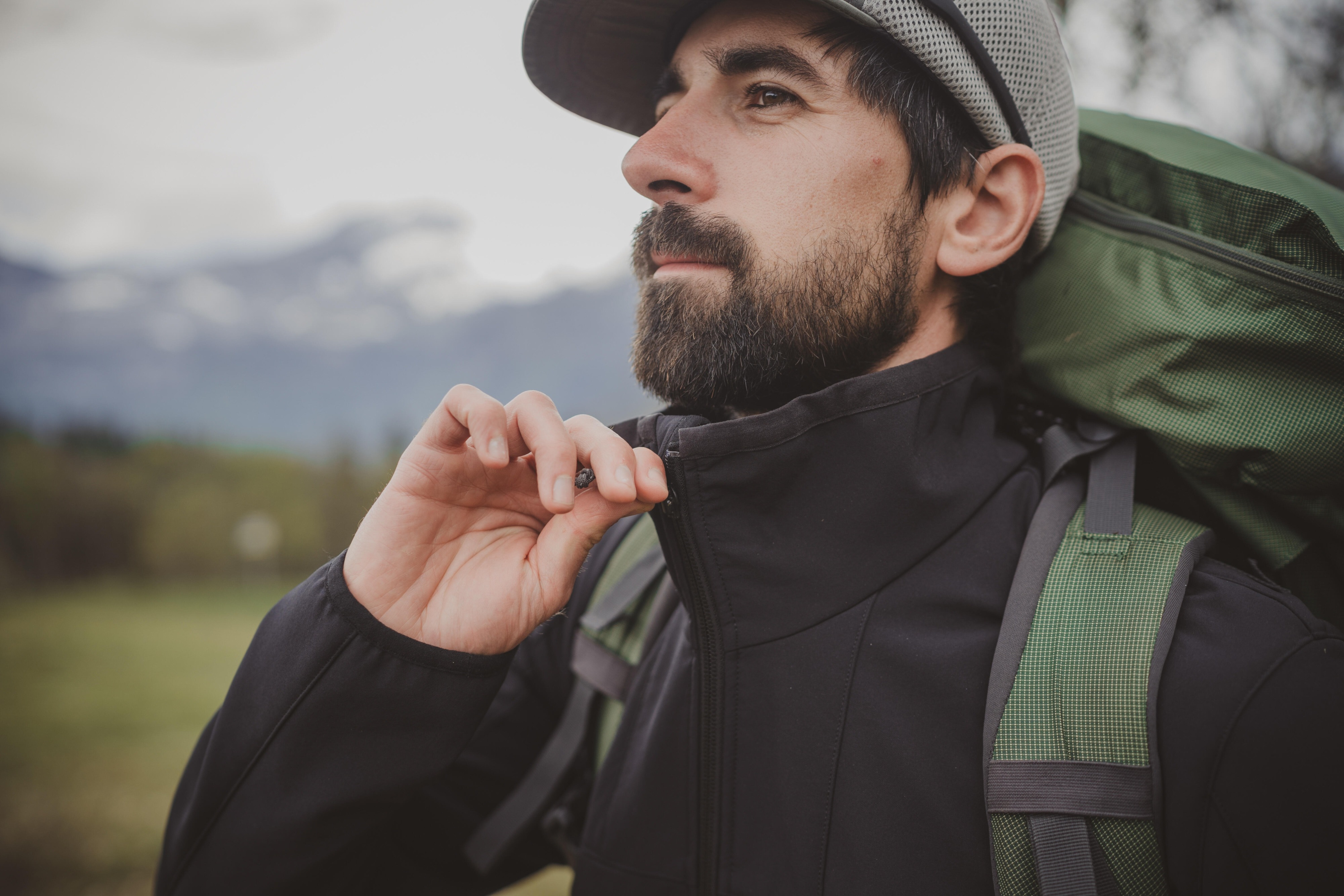 Куртка ветрозащитная мужская для трекинга Forclaz MT100 8580219 2XL черная фото 