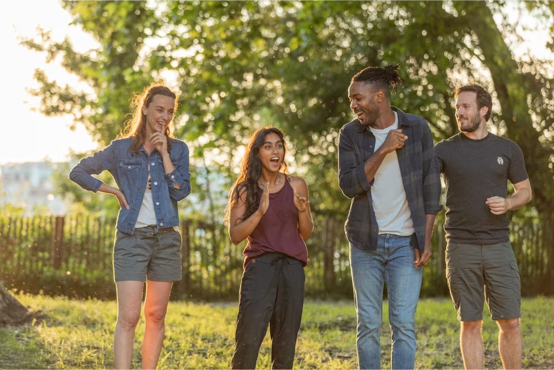 Штаны женские для туризма Quechua NH100 8588308 38 черные фото 