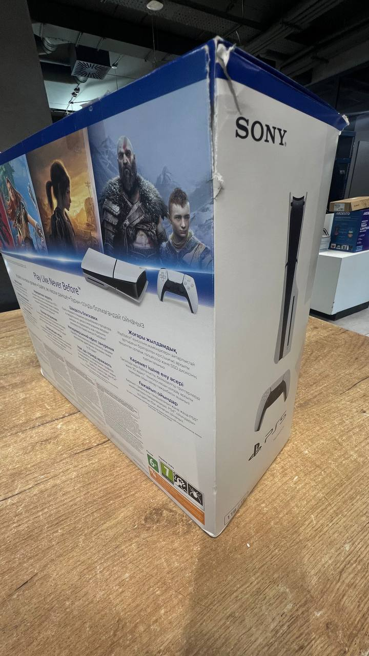 Игровая консоль PlayStation 5 Slim фото 2