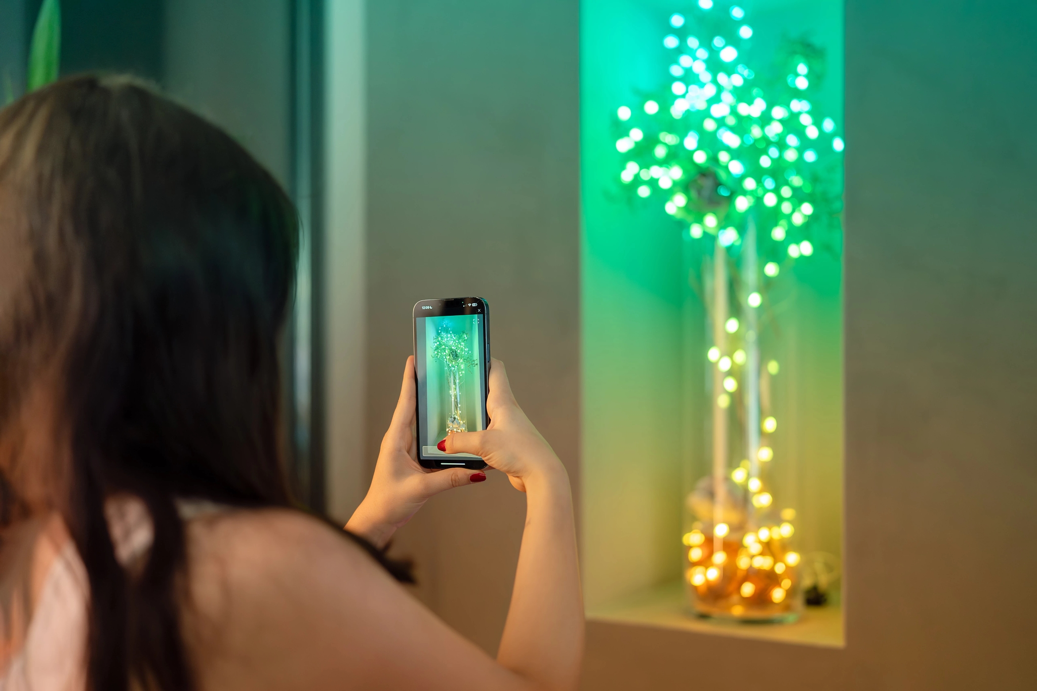Smart LED Гирлянда Twinkly Strings USB 200 Candle-shaped RGB LEDs, Clear Wire, USB-C (TWKC200RGB-T) фото 5