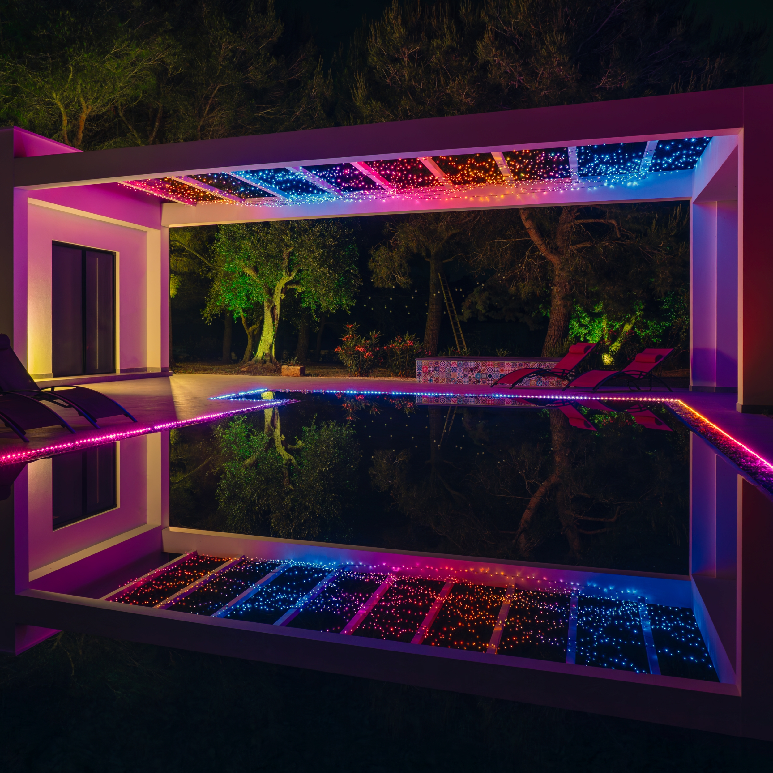 Smart LED Гірлянда Twinkly Dots 200 RGB LED Lights String, Clear Wire, Plug (TWD200STP-TEU)фото