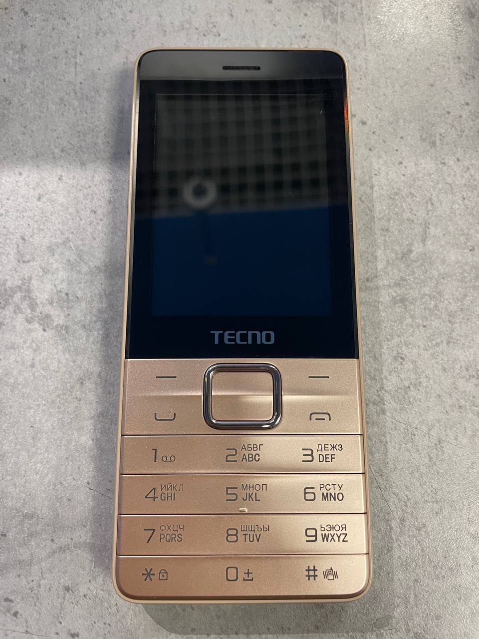 Мобильный телефон TECNO T454 2SIM Champagne Gold фото 2