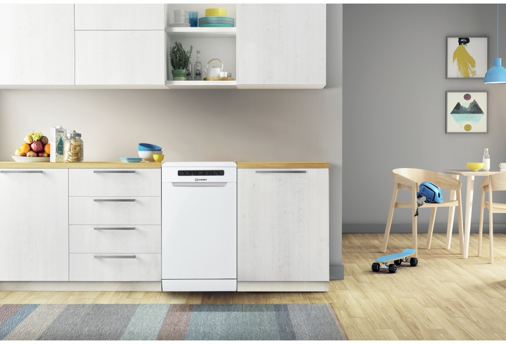 Посудомоечная машина Indesit DSFO3T224C фото 12