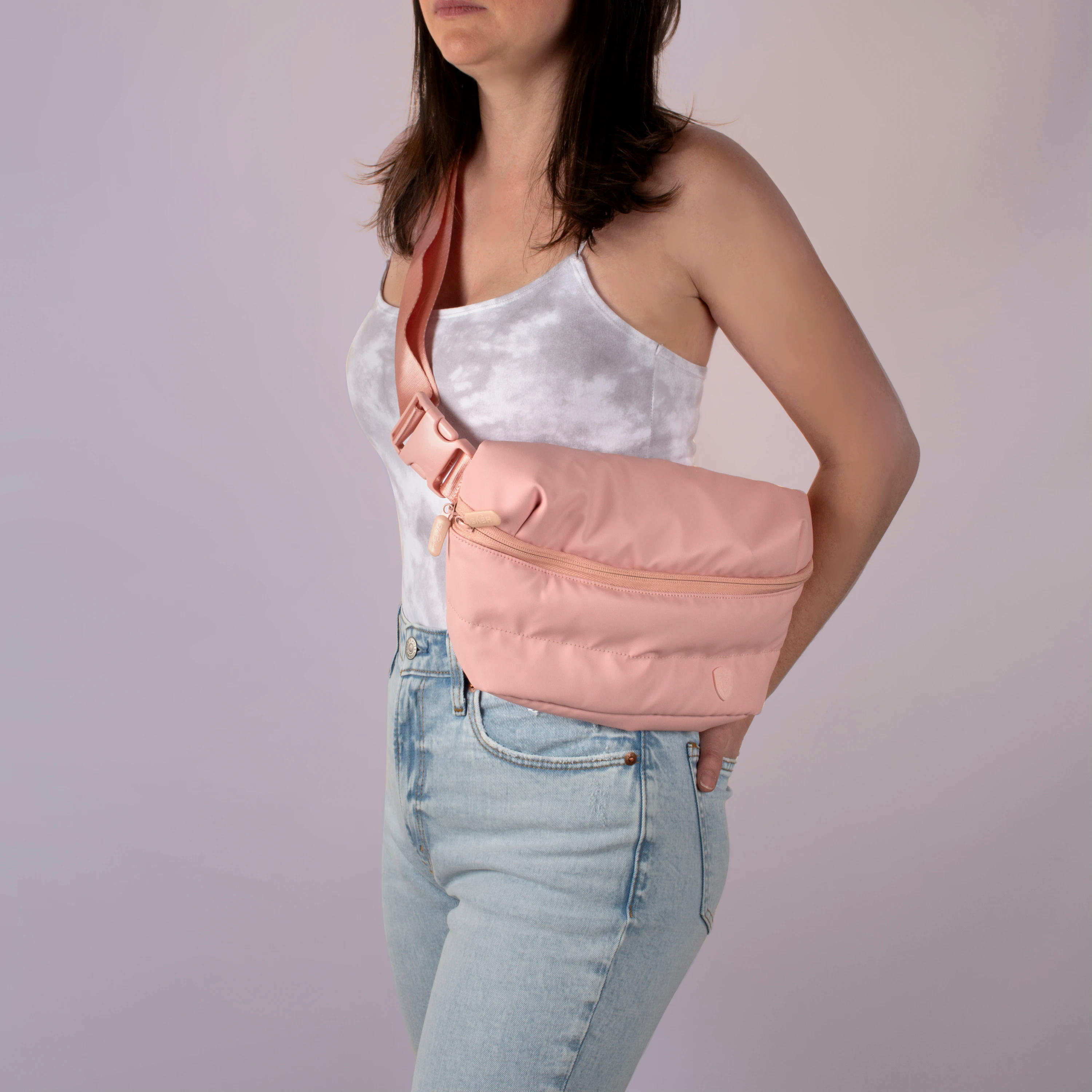 Сумка поясная Heys Puffer Waist Bag Rose (30125-0025-00) фото 7