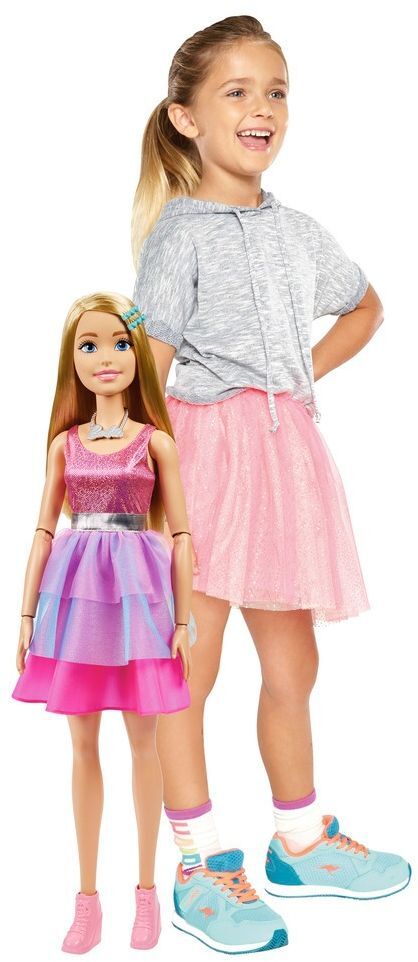 Велика лялька Barbie 