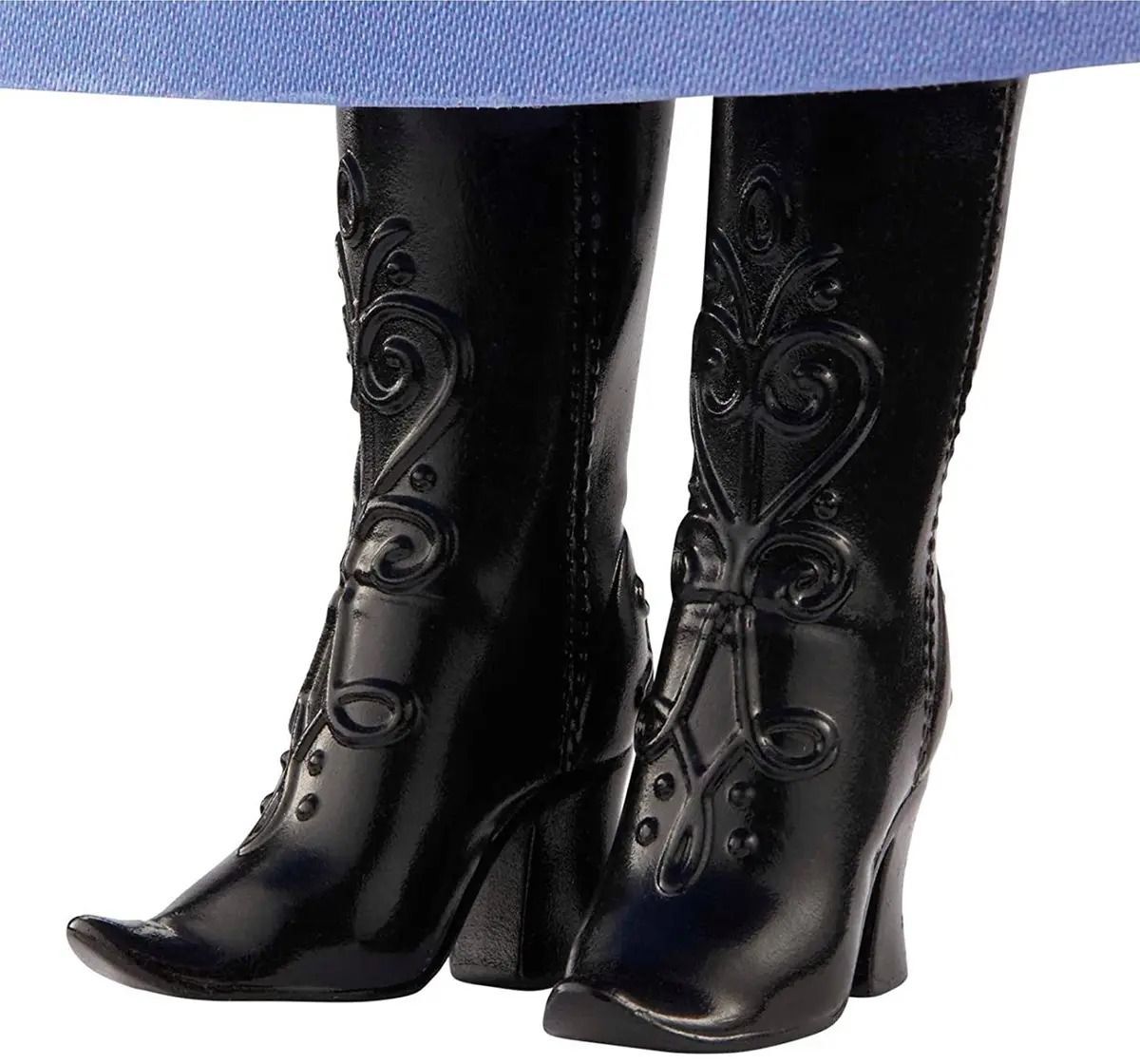 Кукла Disney Frozen Анна из м/ф «Ледяное сердце» в накидке (HLW49) фото