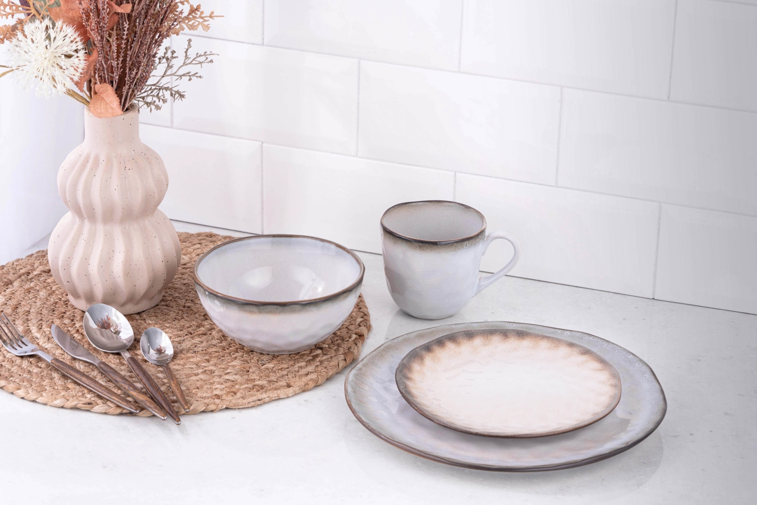 Чашка Ardesto Umbria, 380мл, кераміка, сірий світлийфото