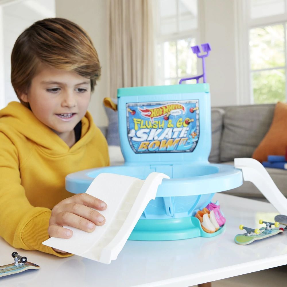 Скейтборд-парк «Смывайся» Hot Wheels (HXL16) фото 9