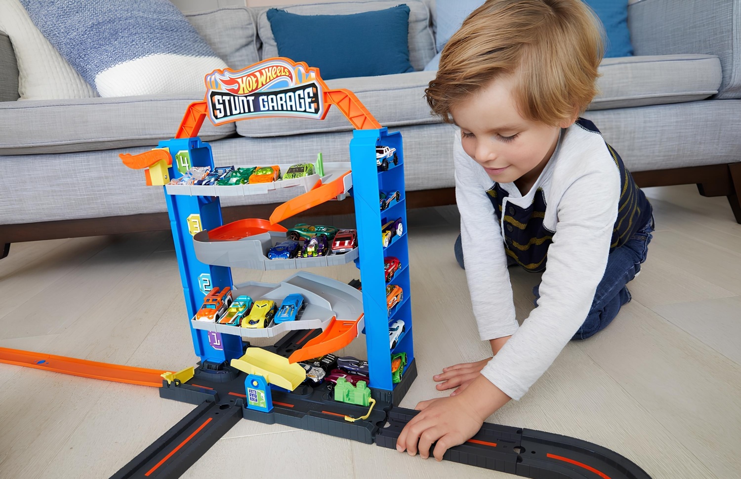 Четырехэтажный гараж для машинок Hot Wheels (GNL70) фото