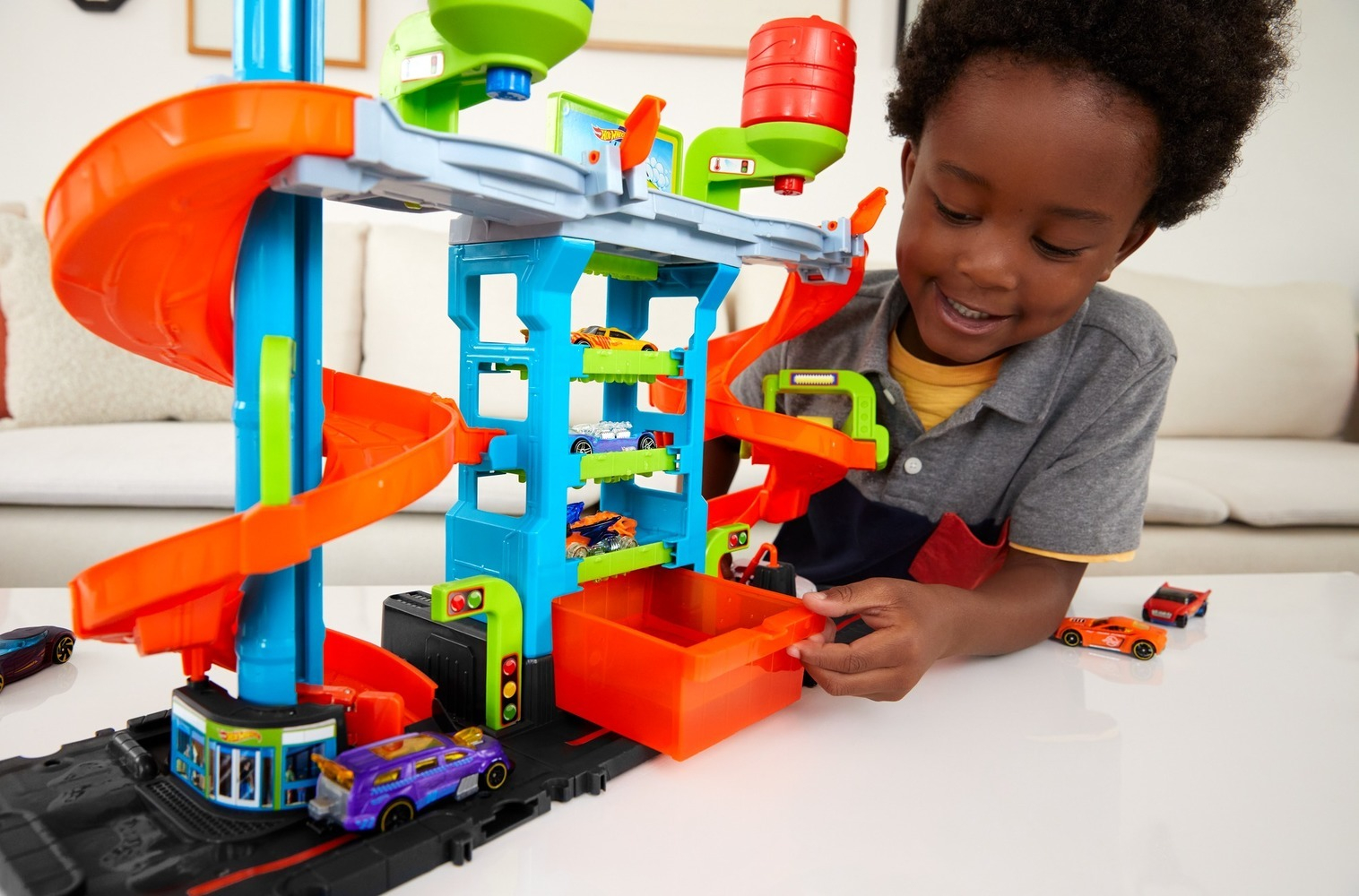 Ігровий набір "Автомийка: Мегавежа" Hot Wheels (HDP05)фото10