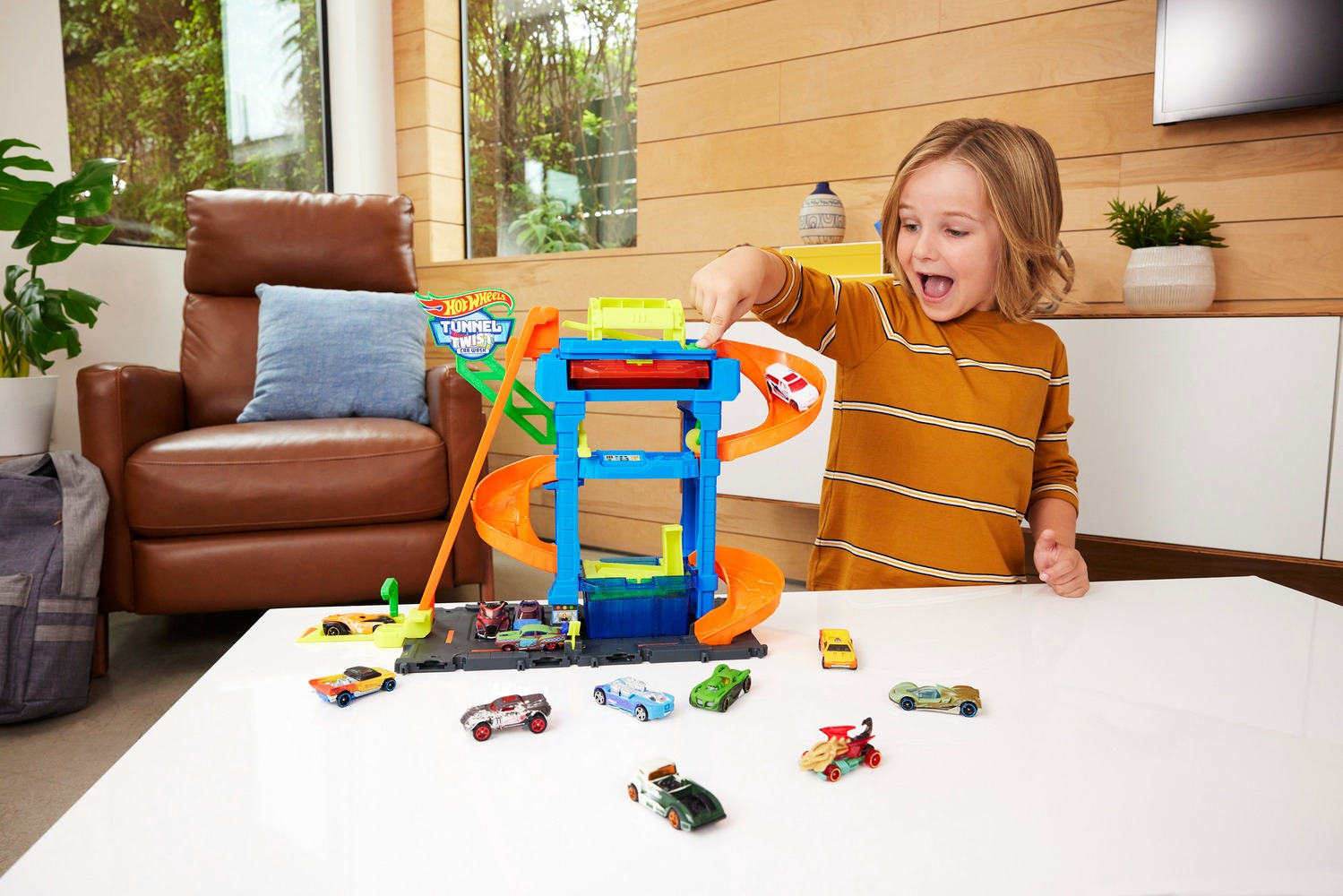 Ігровий набір "Автомийка: Шалені віражі" Hot Wheels (HTN80)фото7