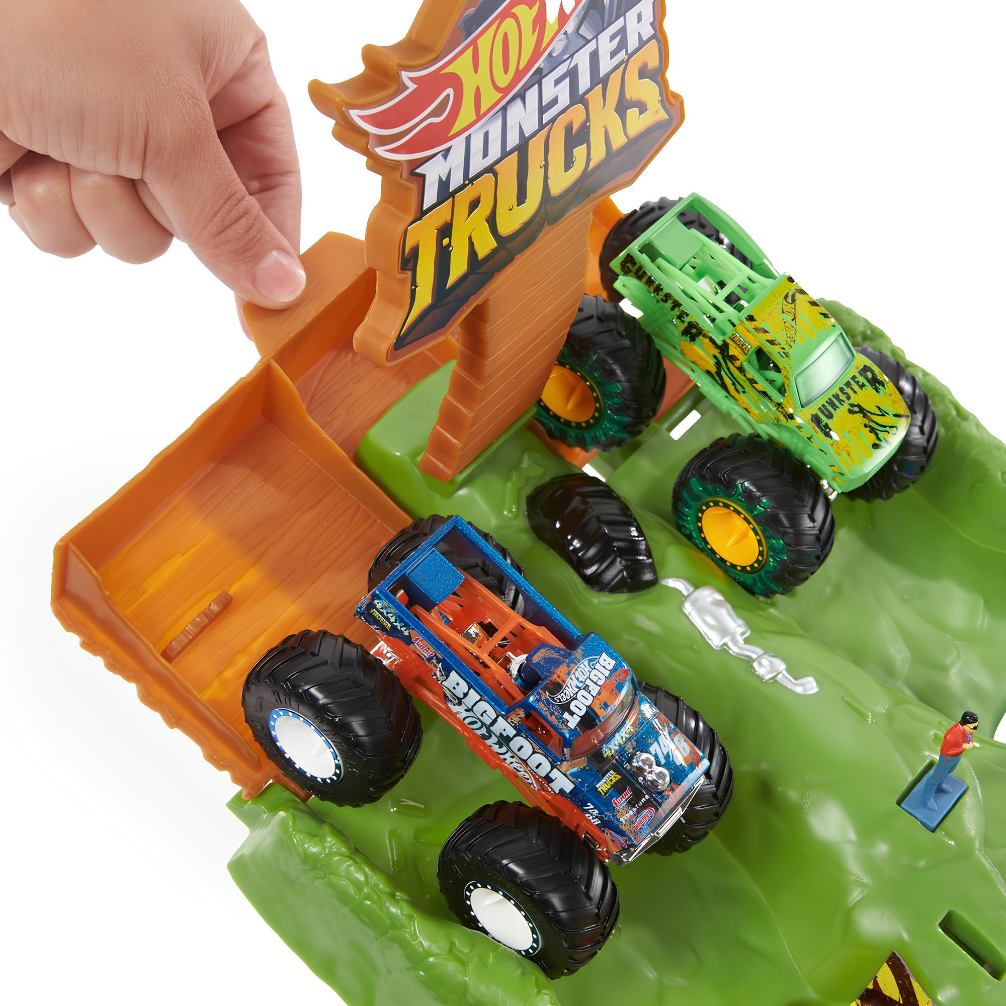 Игровой набор «Гонки титанов» серии «Monster Trucks» Hot Wheels (HGV12) фото 7