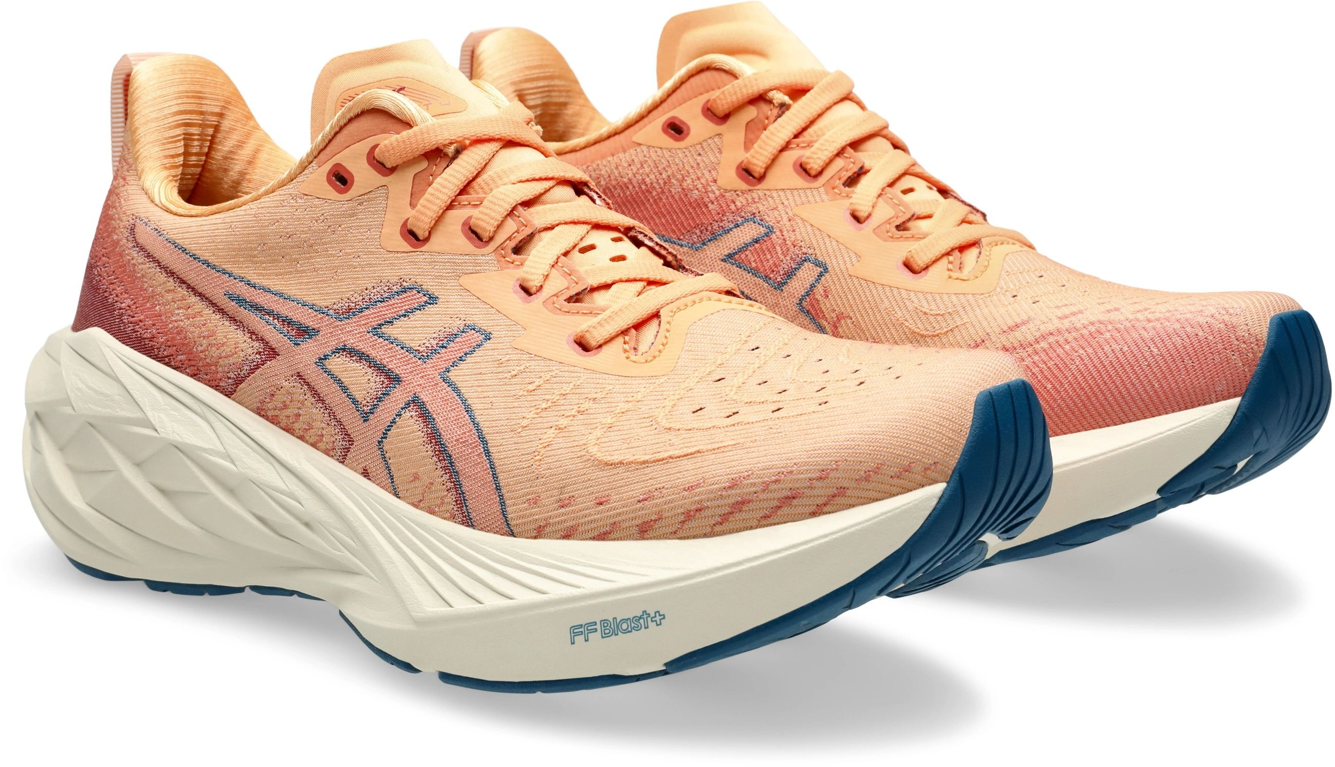 Кроссовки женские Asics Novablast 4 1012B510-800 37 (6 US) оранжевые фото 3