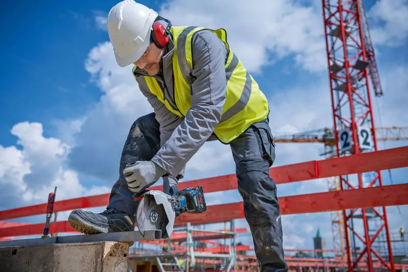 Шлифмашина угловая аккумуляторная Bosch GWS 18V-180 P Professional без АКБ и ЗУ (0.601.9H6.L01) фото 