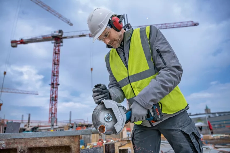 Шлифмашина угловая аккумуляторная Bosch GWS 18V-180 P Professional без АКБ и ЗУ (0.601.9H6.L01) фото 