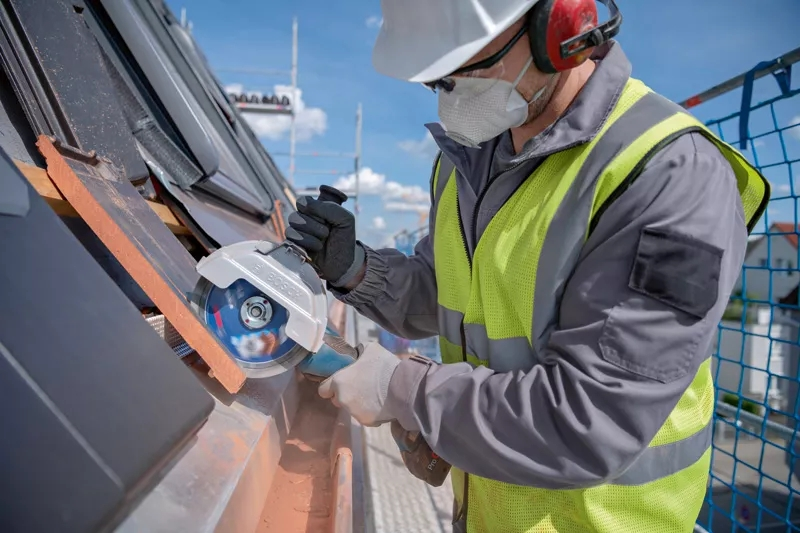 Шлифмашина угловая аккумуляторная Bosch GWS 18V-180 P Professional без АКБ и ЗУ (0.601.9H6.L01) фото 