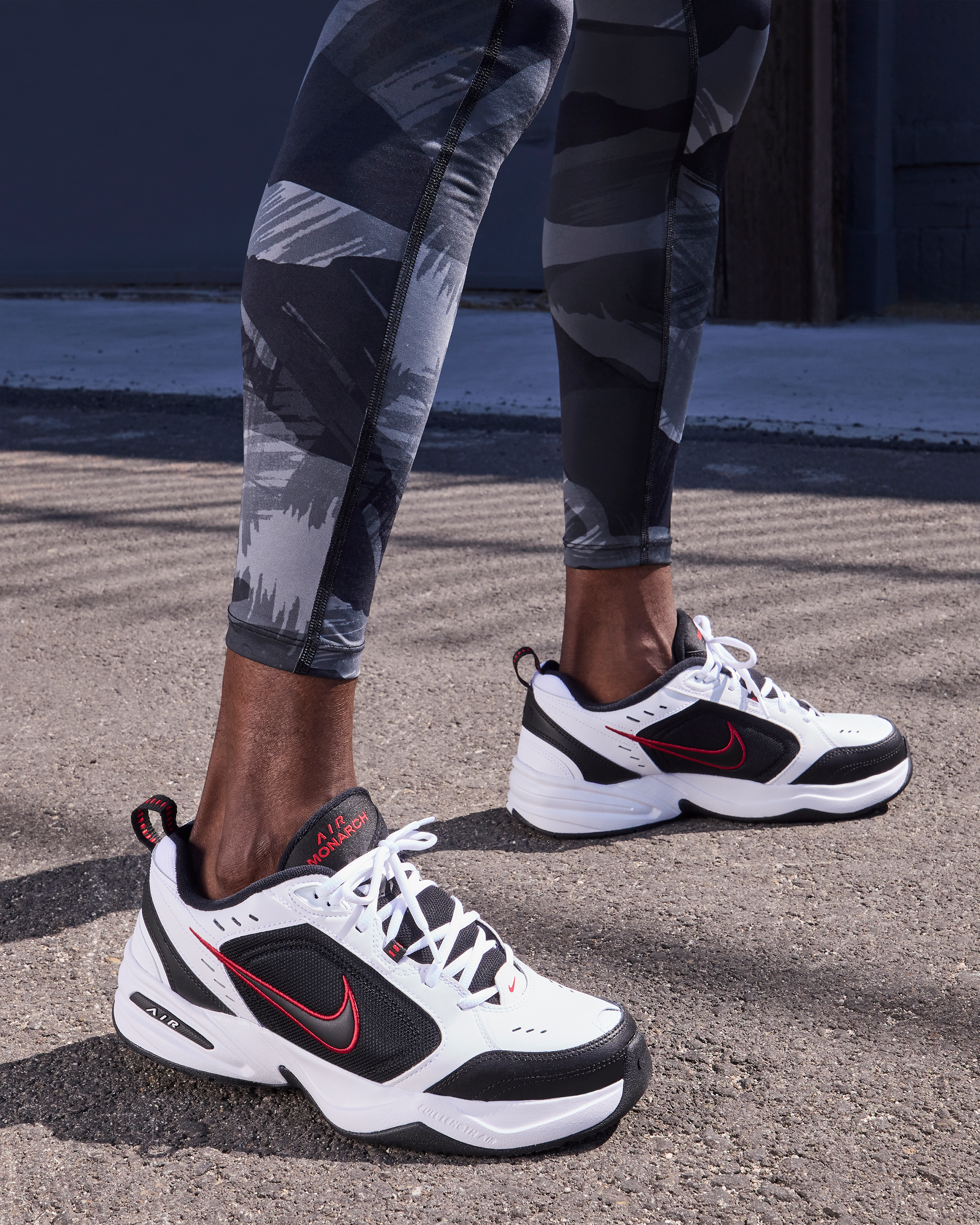 Кросівки чоловічі Nike Air Monarch Iv 415445-101 41 (8 US) чорніфото9