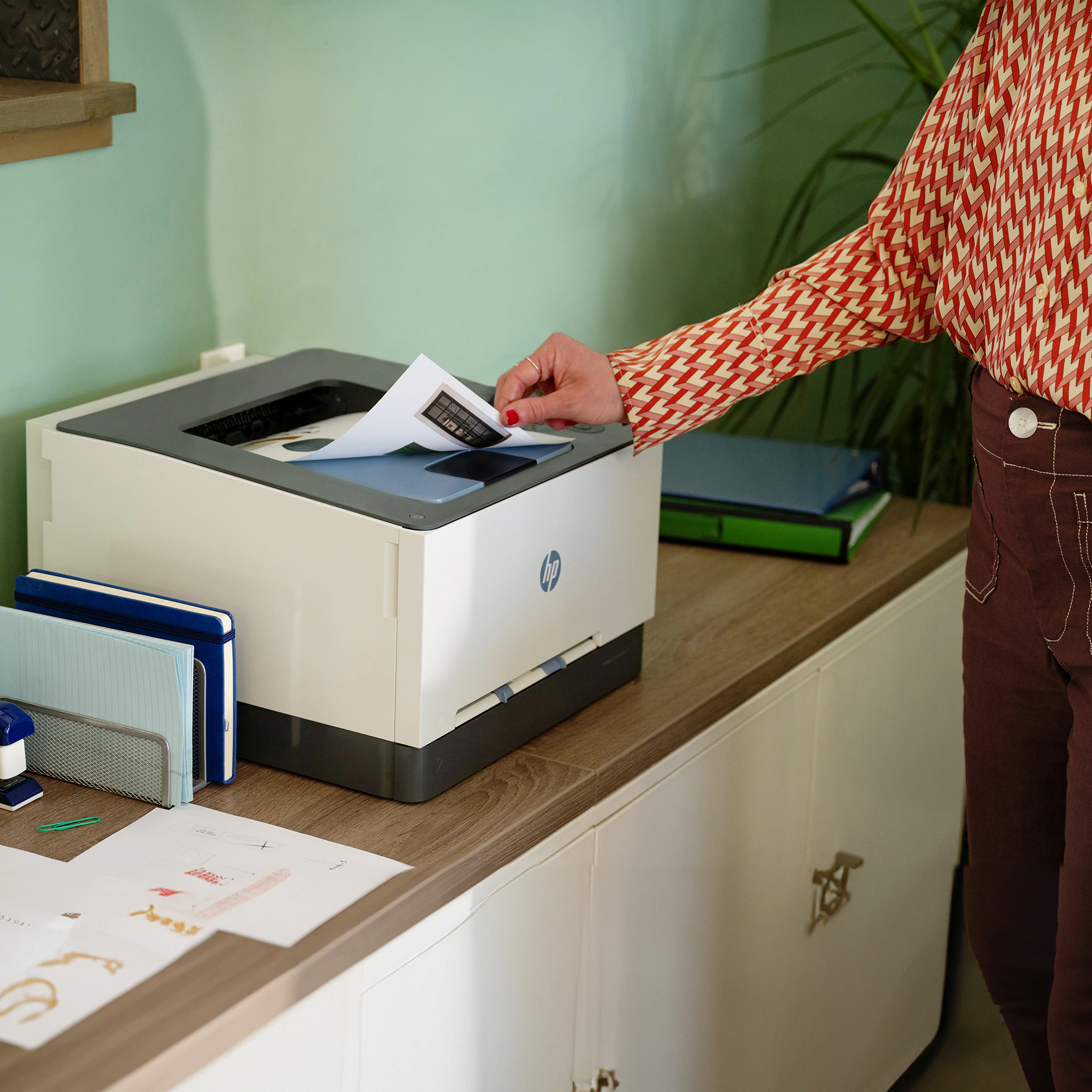 Принтер лазерний HP Color LaserJet Pro 3203dw з Wi-Fi (499N4A)фото