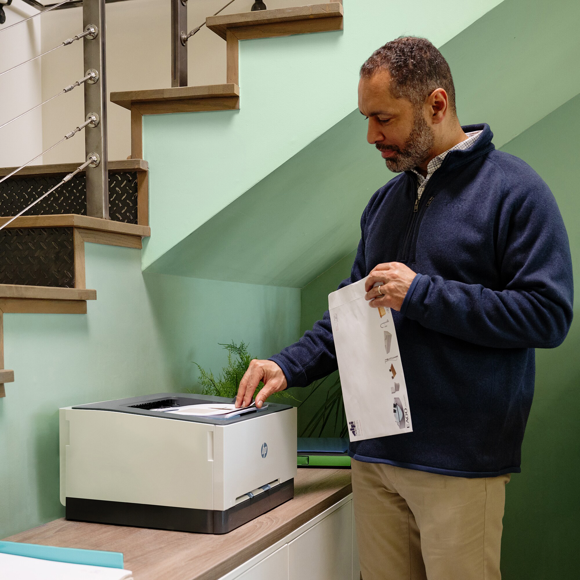 Принтер лазерний HP Color LaserJet Pro 3203dw з Wi-Fi (499N4A)фото