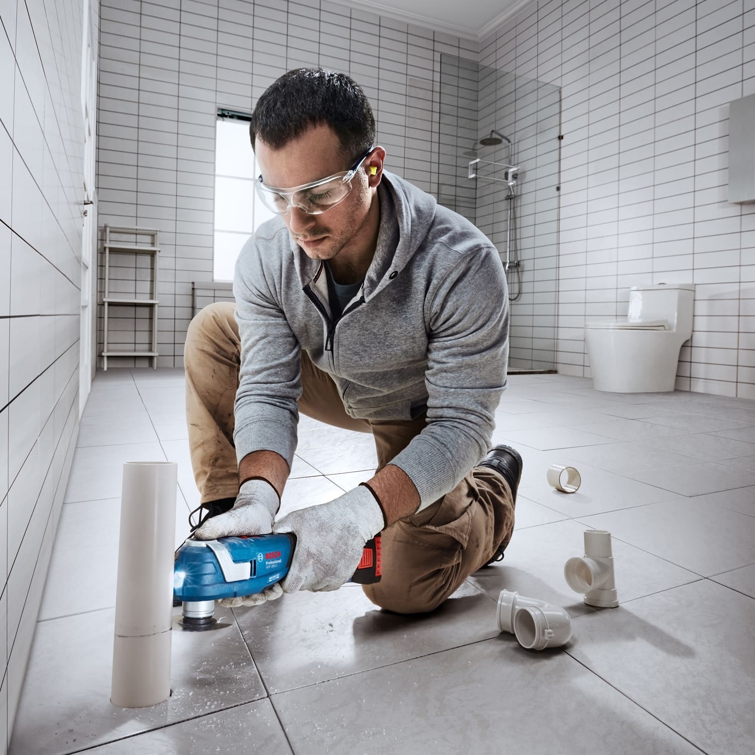 Многофункциональный инструмент Bosch GOP 185-LI Professional 18.0V без АКБ и ЗУ (0.601.8G2.020) фото 