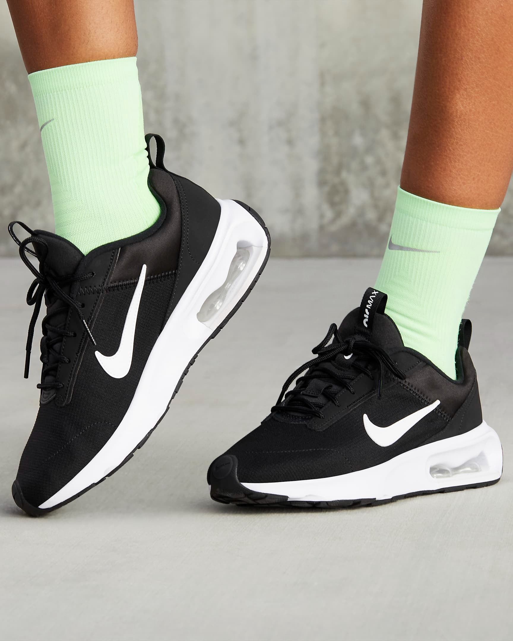 Кроссовки женские Nike W Air Max Intrlk Lite DX3705-001 39 (8 US) черные фото 9