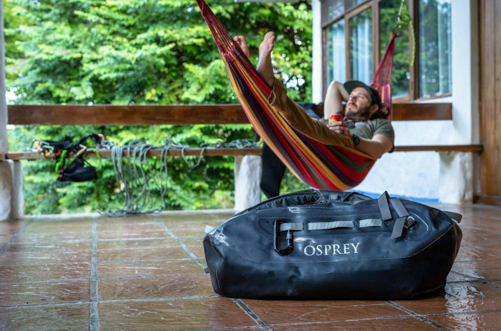 Сумка Osprey Transporter WP Duffel 70 tunnel vision O/S серая фото 9