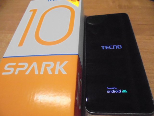 Смартфон TECNO Spark 10 (KI5q) 8/128GB Meta Whiteфото2