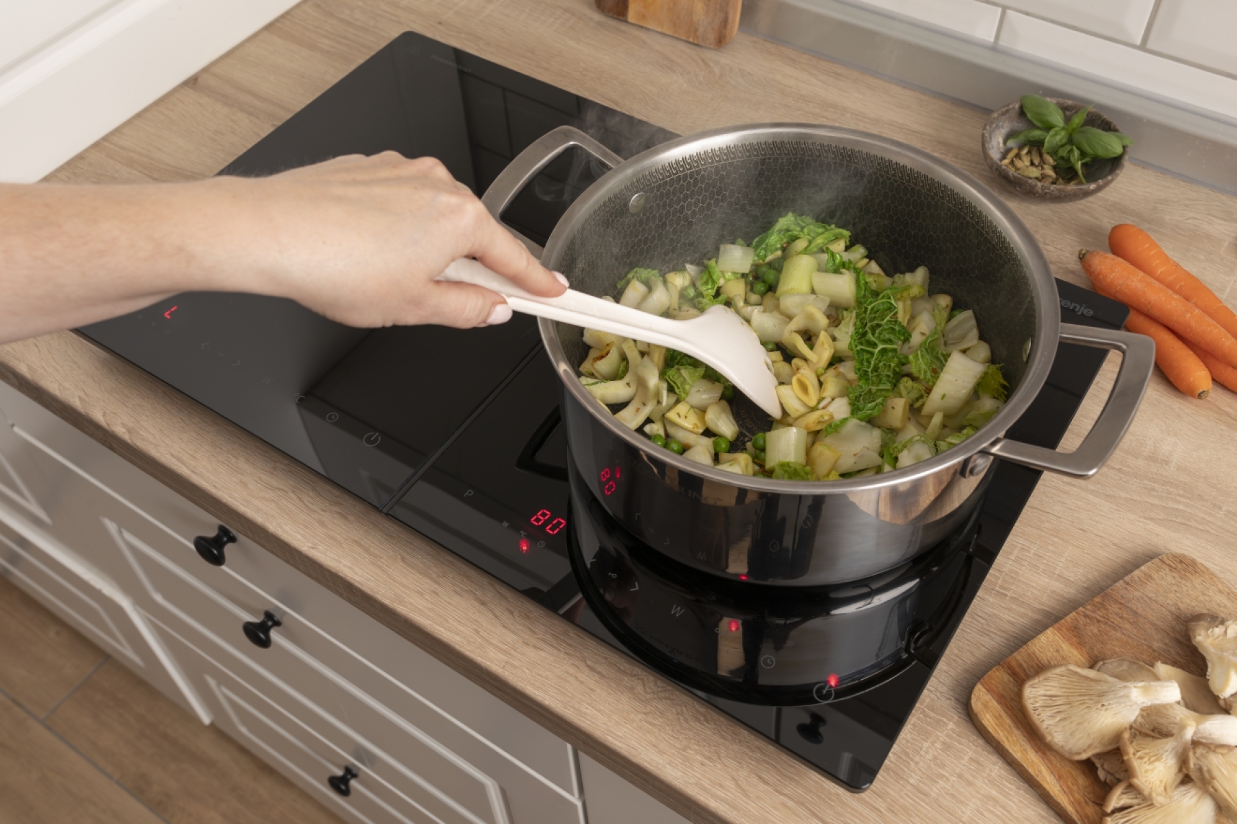 Настільна плита індукційна Gorenje ICY3500DGPфото