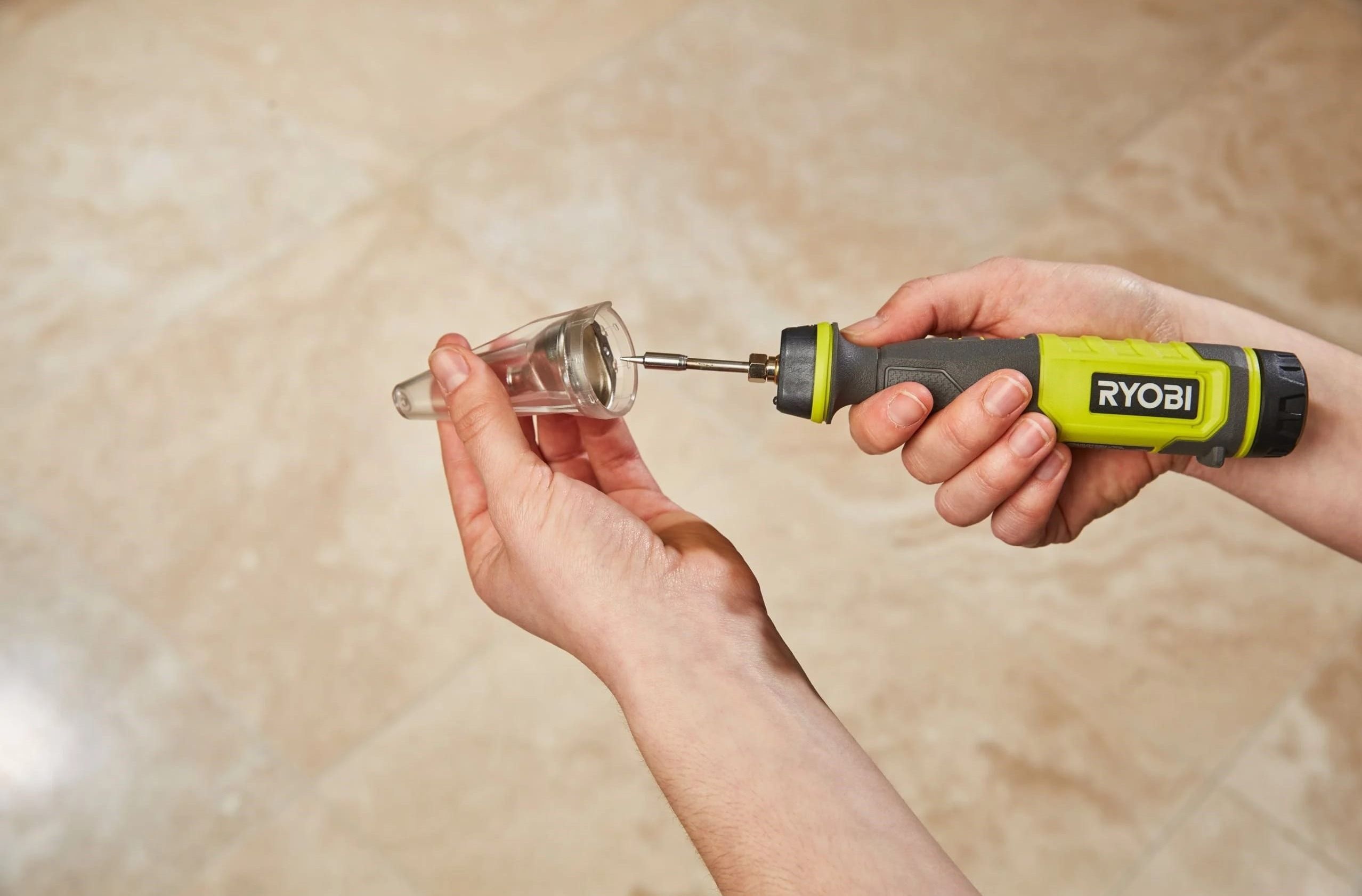 Паяльник акумуляторний Ryobi USB Lithium RSI4-120G 4В 2А·год 460°С (5133006146)фото