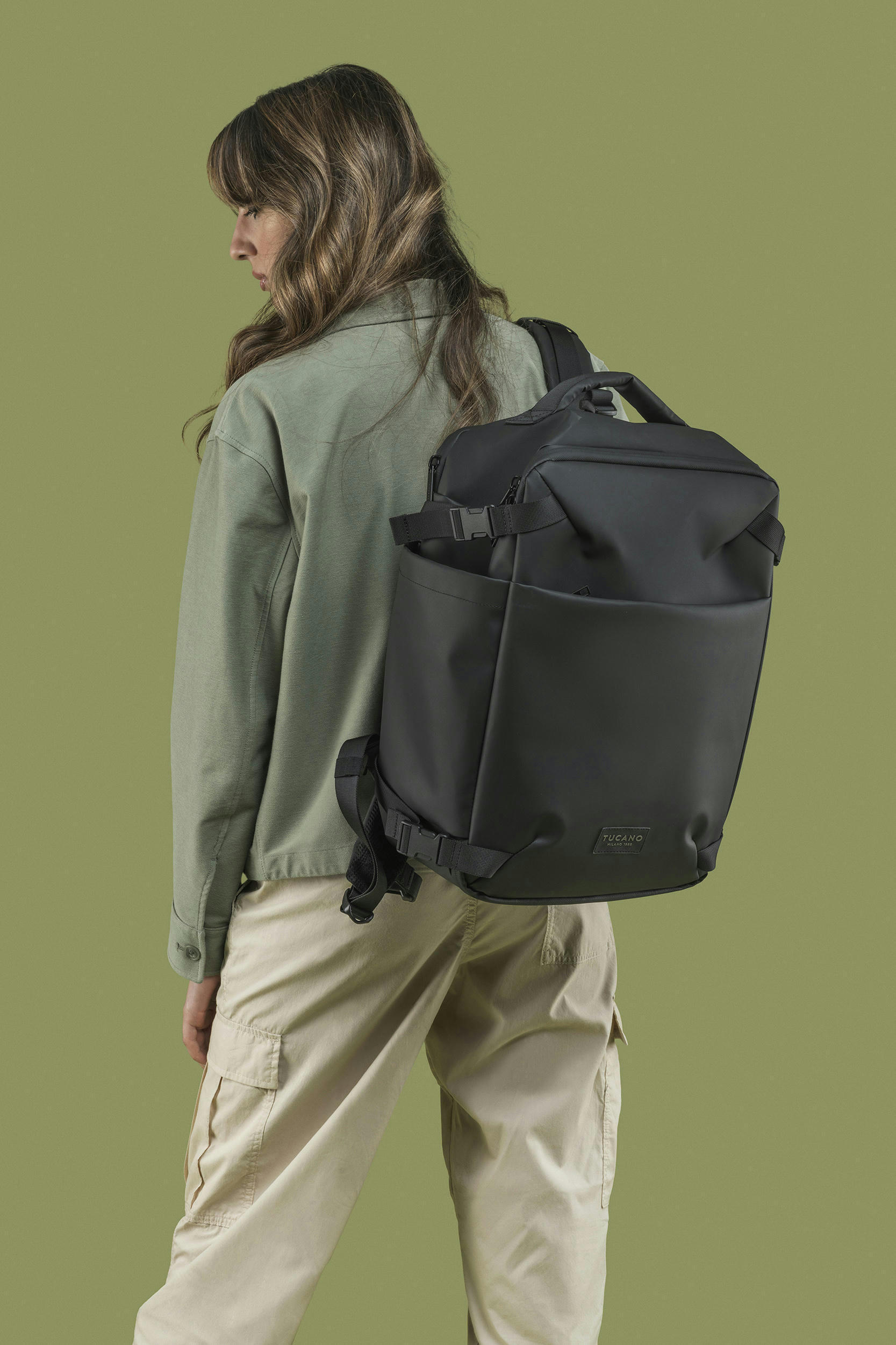 Рюкзак дорожный Tucano Tugo M Dry Cabin Luggage 15.6", чёрный фото 10