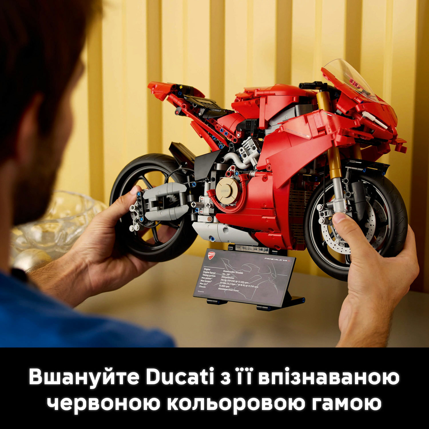 LEGO 42202 Technic Мотоцикл Ducati Panigale V4 S фото 8