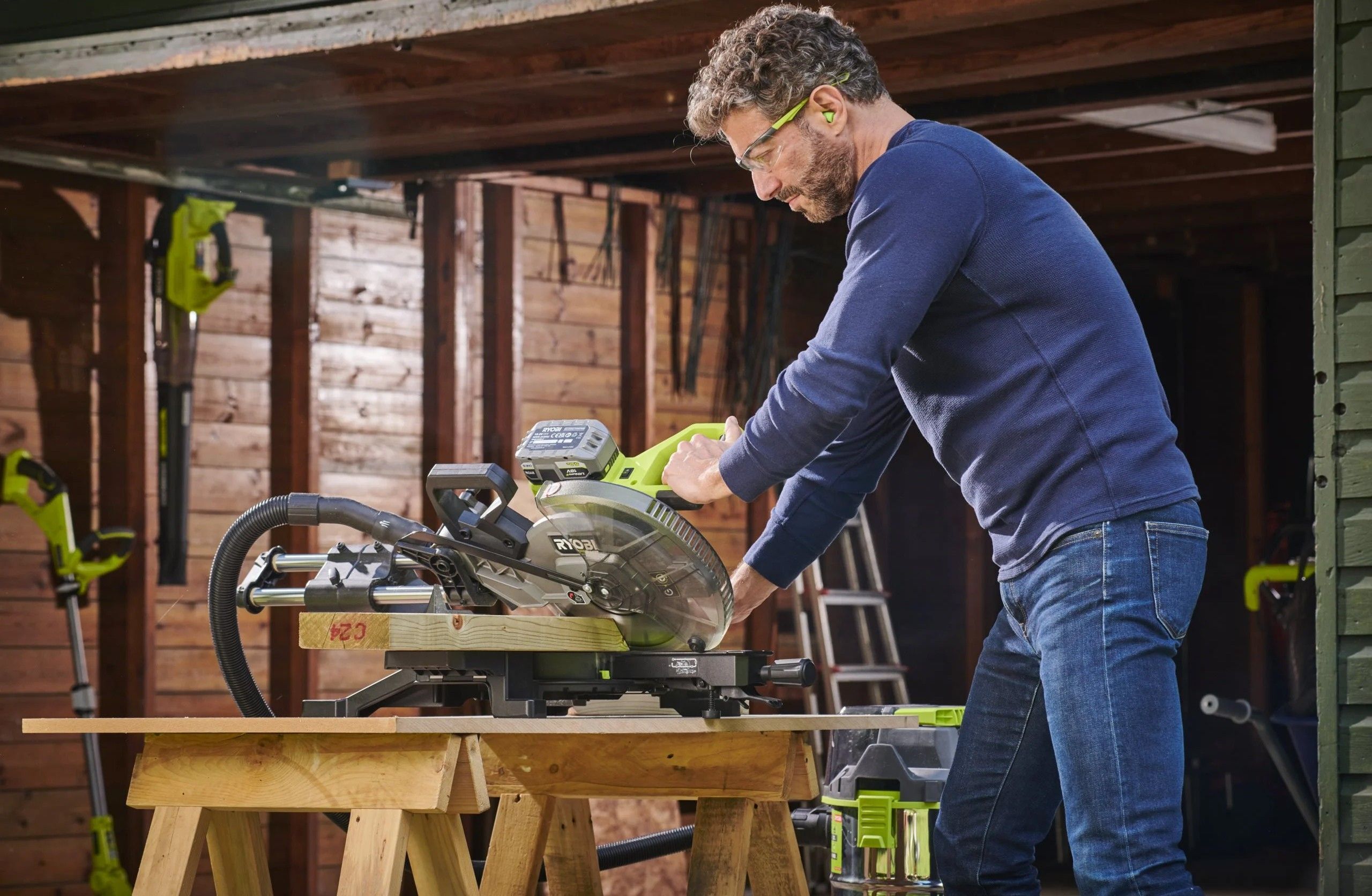 Пила торцювальна Ryobi RMS18254X-0, 18В ONE+ НР (без АКБ и ЗП), (5133005736)фото