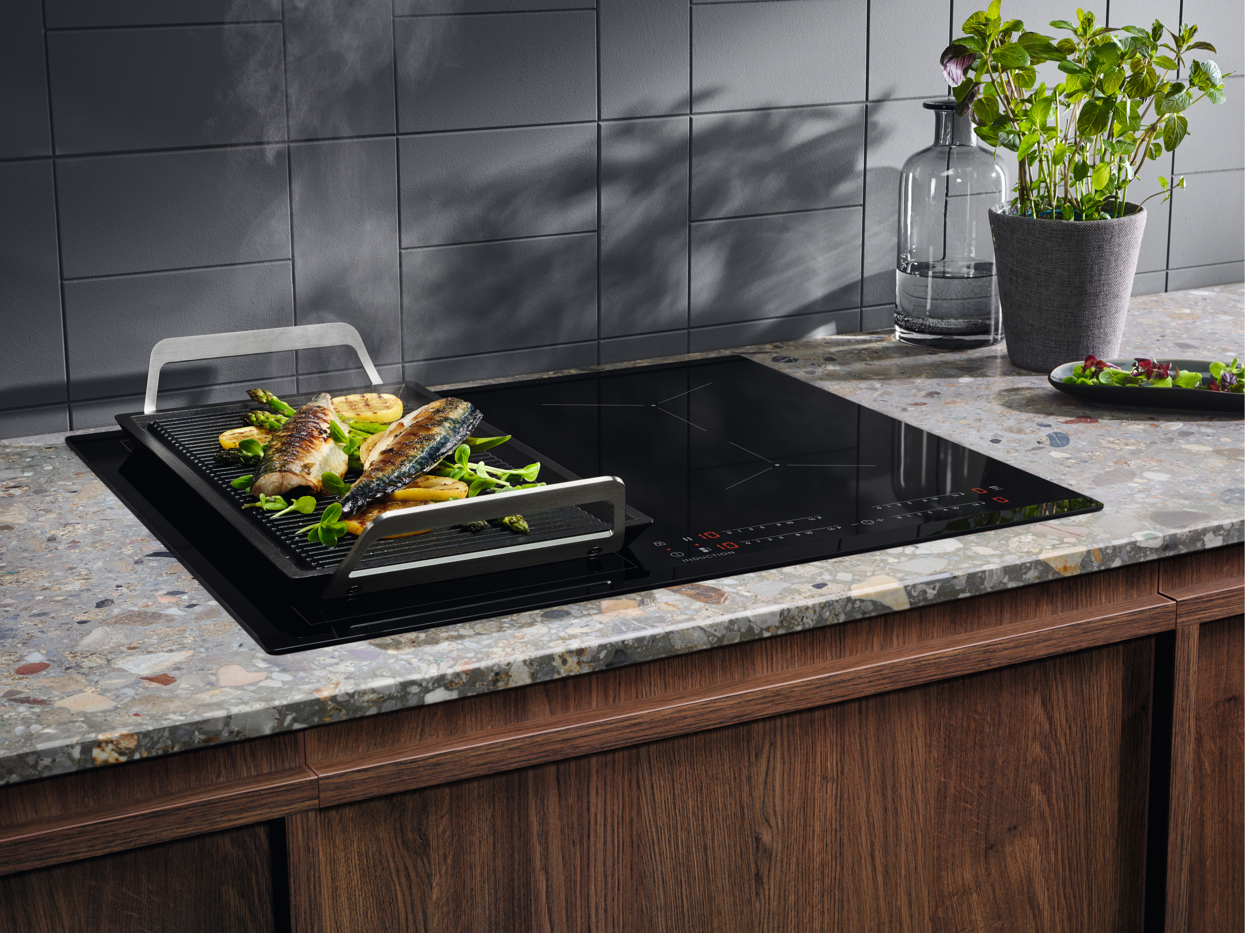 Варочная поверхность индукционная Electrolux EIV634 фото 11