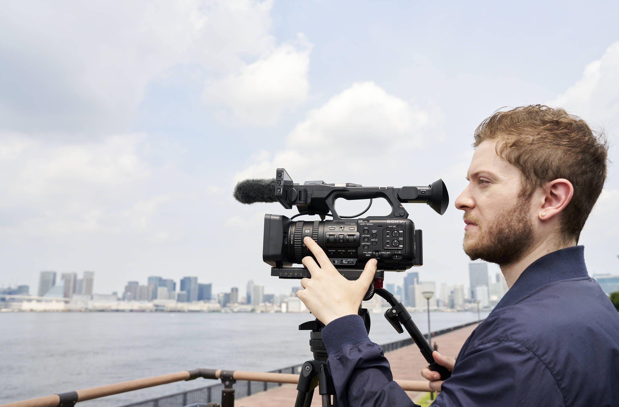 Відеокамера SONY PXW-Z200фото13