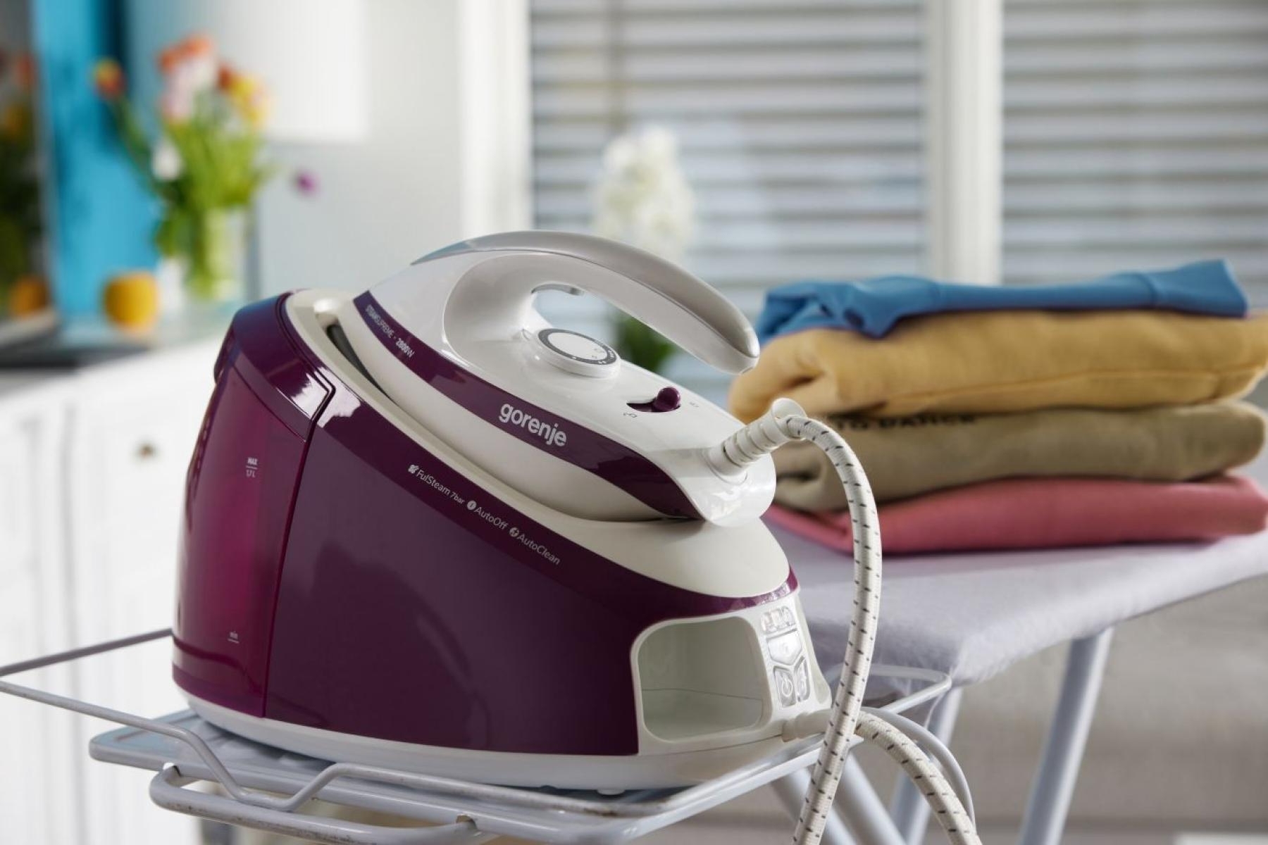 Утюг с парогенератором Gorenje SGD2800WV фото 7