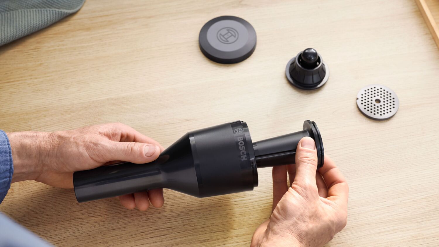 Мясорубка Bosch MFWS607W фото