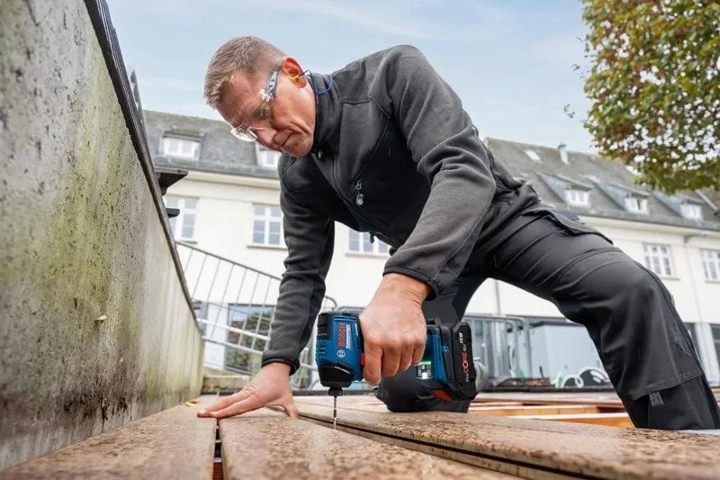 Винтоверт ударный аккумуляторный Bosch GDR 18V-220 C (0.601.9L6.003) фото 6